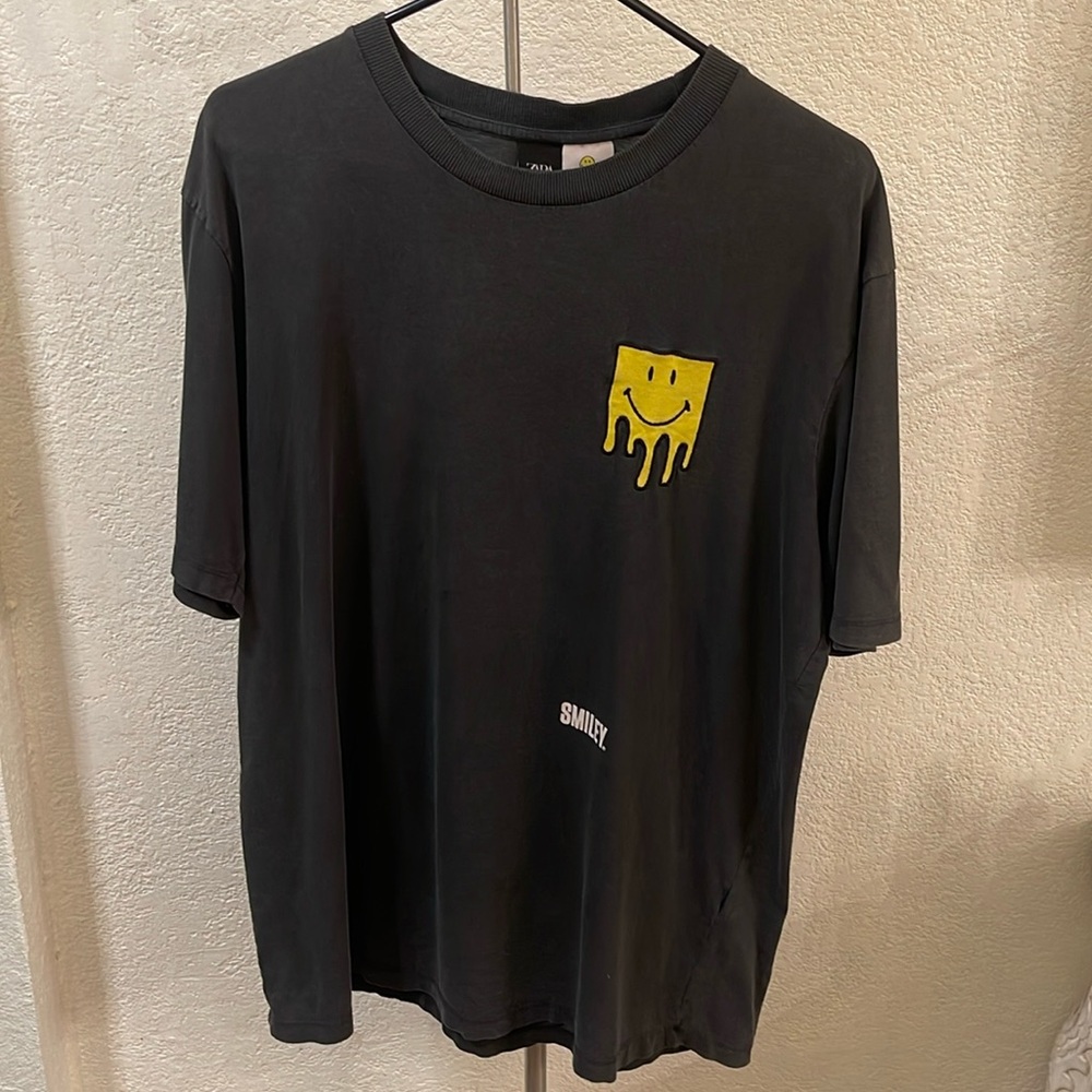 Smiley Happy collection tee